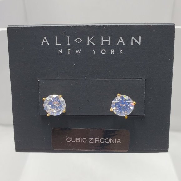 Ali Khan cubic Zirconia stud earring with gold frame 8MM - Picture 1 of 5